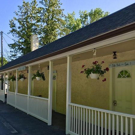 Beachcomber Inn Conesus Kültér fotó