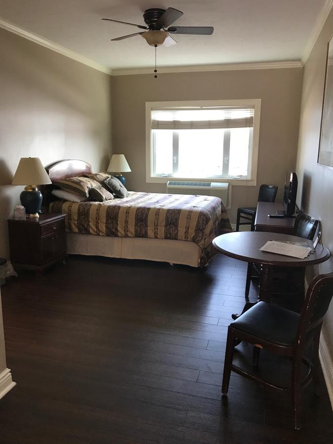 Beachcomber Inn Conesus Kültér fotó