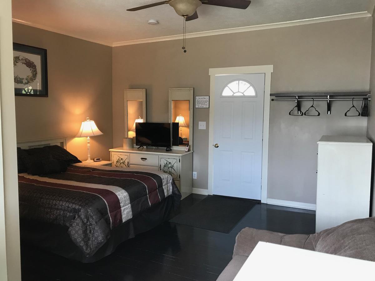 Beachcomber Inn Conesus Kültér fotó