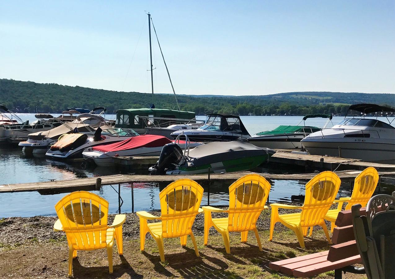 Beachcomber Inn Conesus Kültér fotó