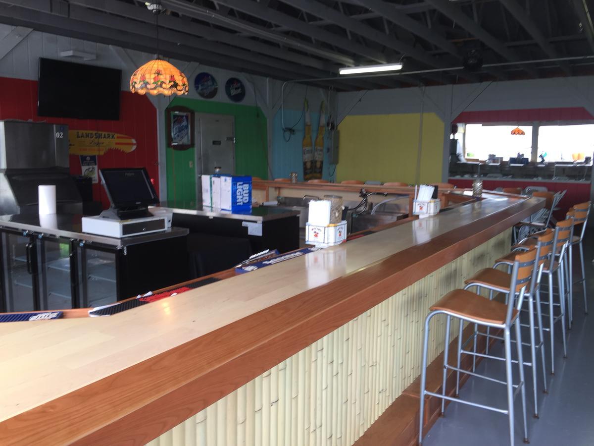 Beachcomber Inn Conesus Kültér fotó